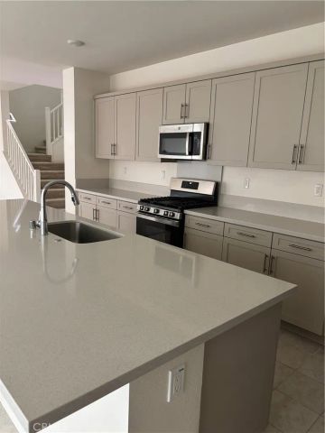 2565 E Embry, Ontario, CA 91762