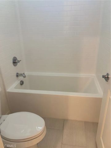 2565 E Embry, Ontario, CA 91762