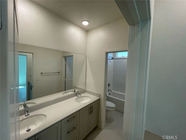 2565 E Embry, Ontario, CA 91762