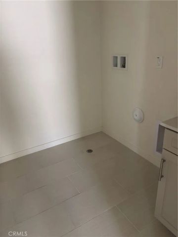 2565 E Embry, Ontario, CA 91762
