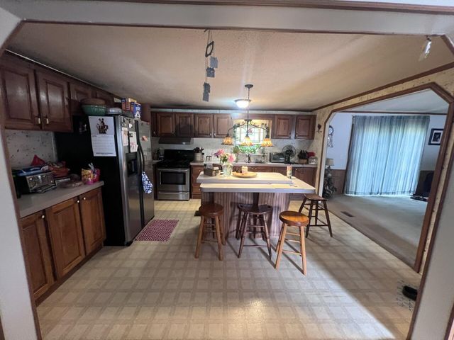 32291 S 555 Road, Jay, OK 74346