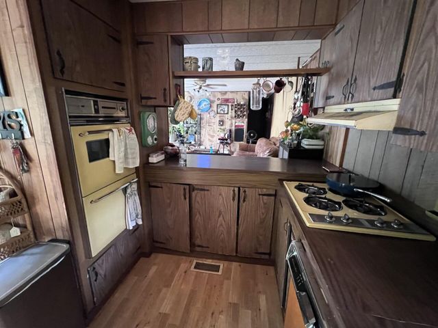 32291 S 555 Road, Jay, OK 74346