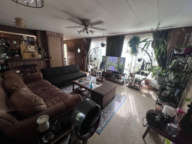 32291 S 555 Road, Jay, OK 74346