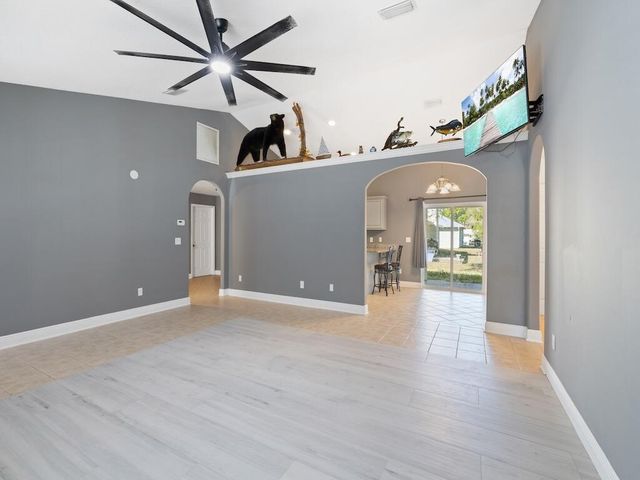 3350 13th Street SW, Vero Beach, FL 32968