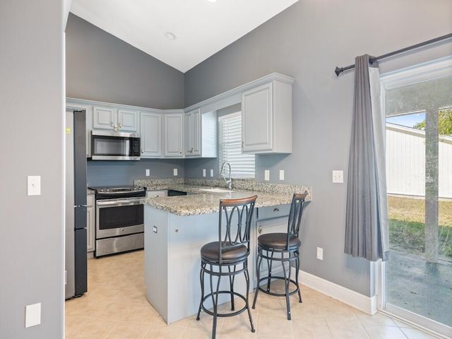 3350 13th Street SW, Vero Beach, FL 32968