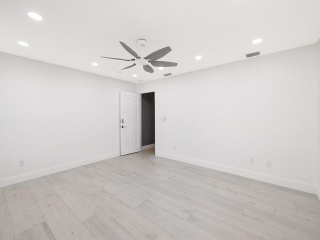 3350 13th Street SW, Vero Beach, FL 32968