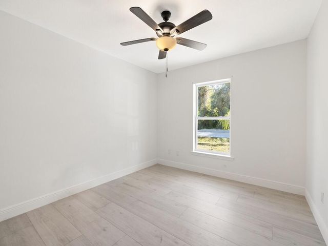 3350 13th Street SW, Vero Beach, FL 32968