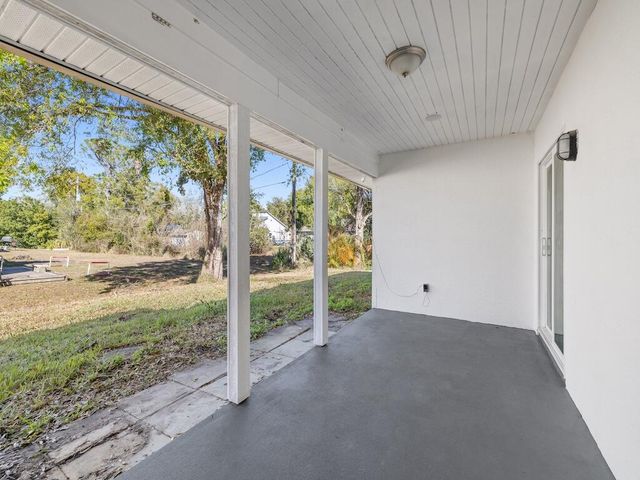 3350 13th Street SW, Vero Beach, FL 32968