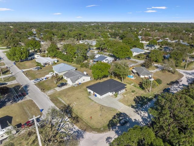 3350 13th Street SW, Vero Beach, FL 32968