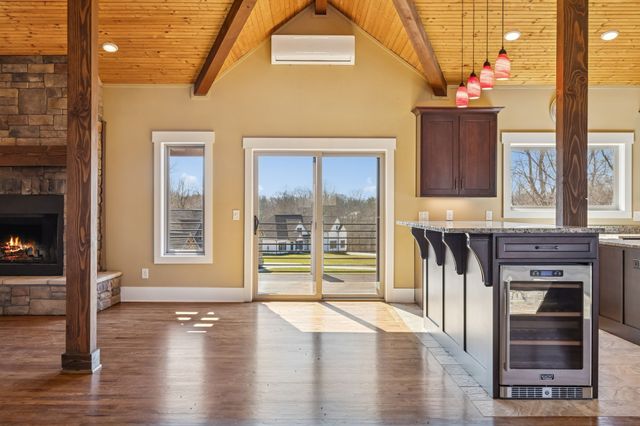 1224 Hangar Rd, Springfield, TN 37172