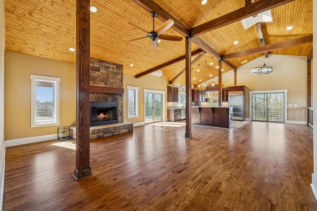 1224 Hangar Rd, Springfield, TN 37172