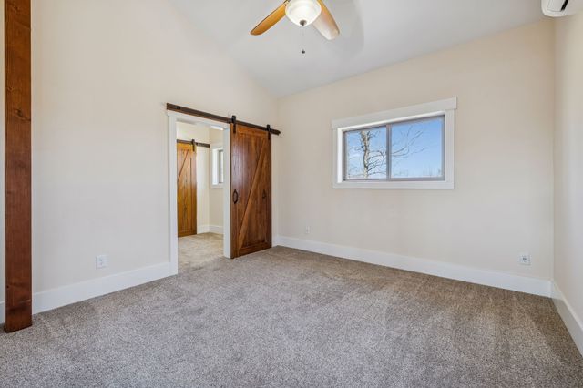 1224 Hangar Rd, Springfield, TN 37172