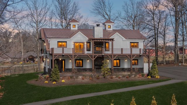 1224 Hangar Rd, Springfield, TN 37172