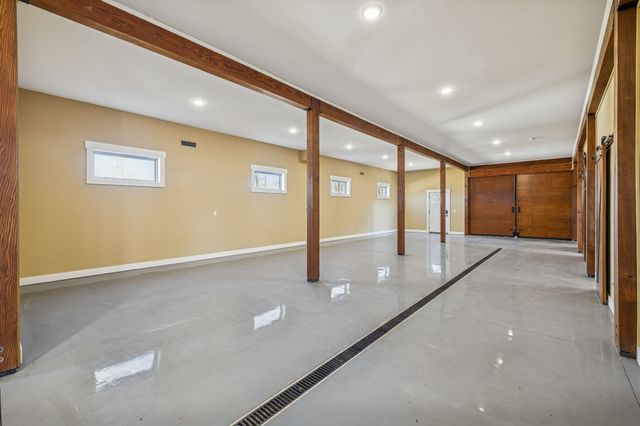 1224 Hangar Rd, Springfield, TN 37172