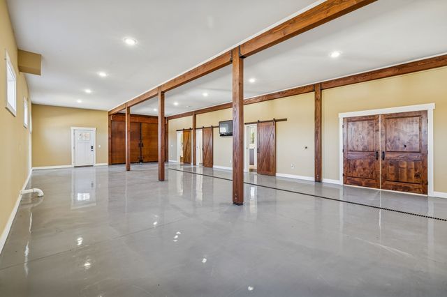 1224 Hangar Rd, Springfield, TN 37172