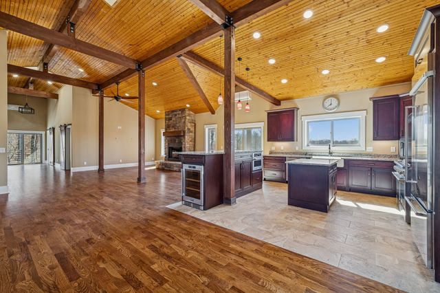 1224 Hangar Rd, Springfield, TN 37172