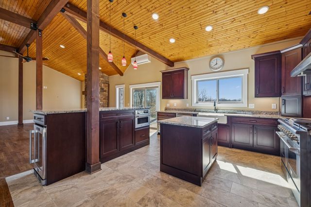 1224 Hangar Rd, Springfield, TN 37172