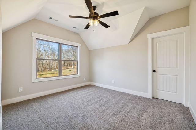 1224 Hangar Rd, Springfield, TN 37172