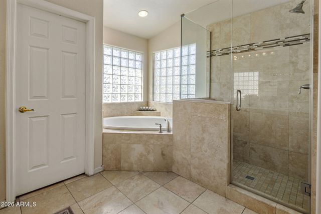 320 E MARYLAND Avenue, Phoenix, AZ 85012