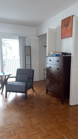 2004 Lake Osborne Drive 17, Lake Worth Beach, FL 33461