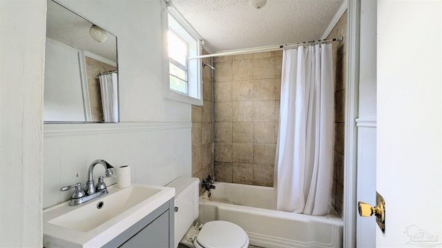 513 N Reus St, Pensacola, FL 32501