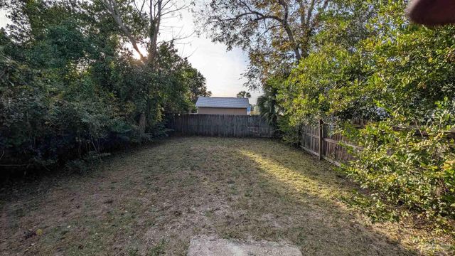 513 N Reus St, Pensacola, FL 32501