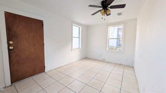 513 N Reus St, Pensacola, FL 32501