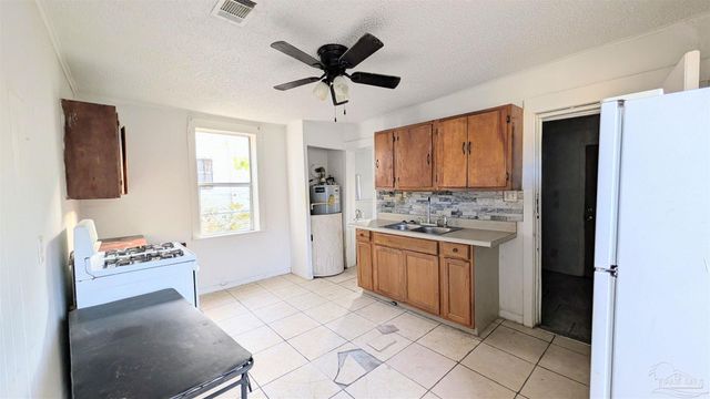 513 N Reus St, Pensacola, FL 32501