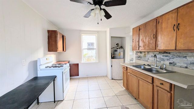 513 N Reus St, Pensacola, FL 32501