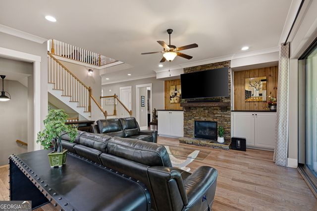 203 Laurel Vista Drive, Canton, GA 30114