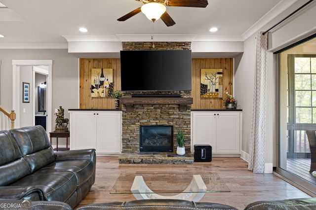 203 Laurel Vista Drive, Canton, GA 30114
