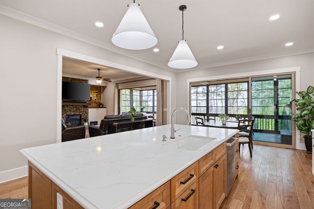 203 Laurel Vista Drive, Canton, GA 30114