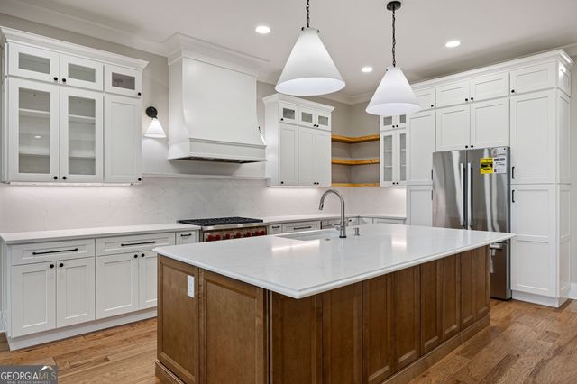 203 Laurel Vista Drive, Canton, GA 30114