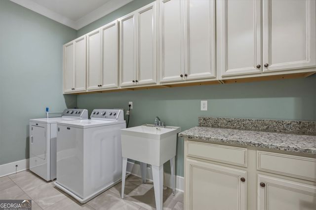 203 Laurel Vista Drive, Canton, GA 30114
