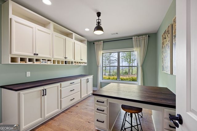 203 Laurel Vista Drive, Canton, GA 30114