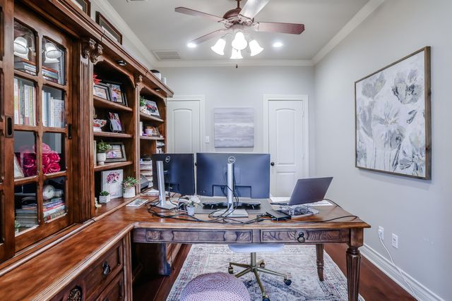 3804 103rd Street, Lubbock, TX 79423