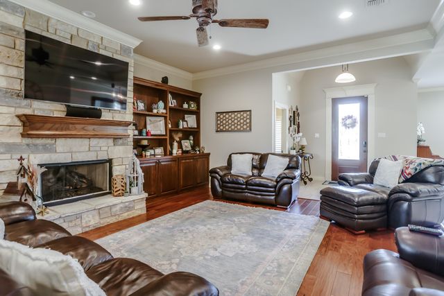 3804 103rd Street, Lubbock, TX 79423