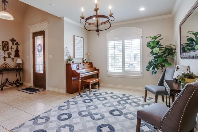 3804 103rd Street, Lubbock, TX 79423