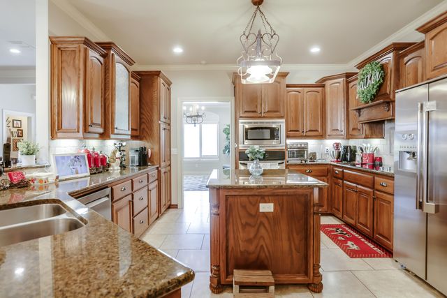 3804 103rd Street, Lubbock, TX 79423