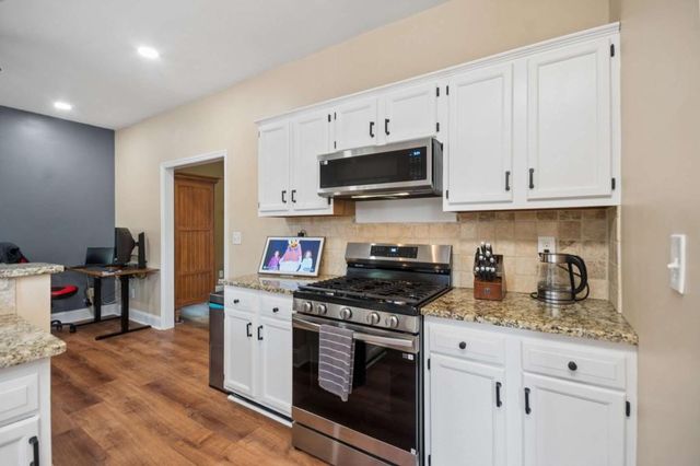 10785 Willow Meadow Circle, Alpharetta, GA 30022