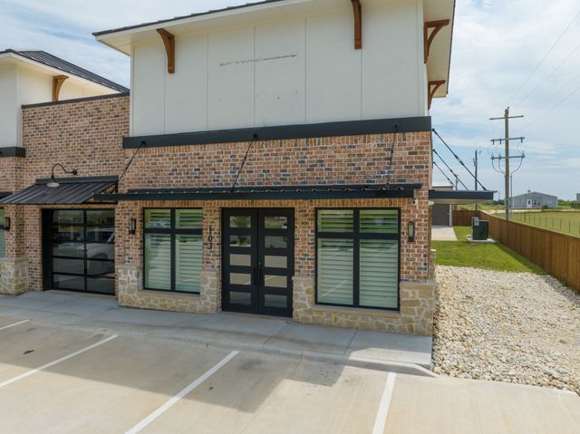 5536 Fm 933 103, Whitney, TX 76692