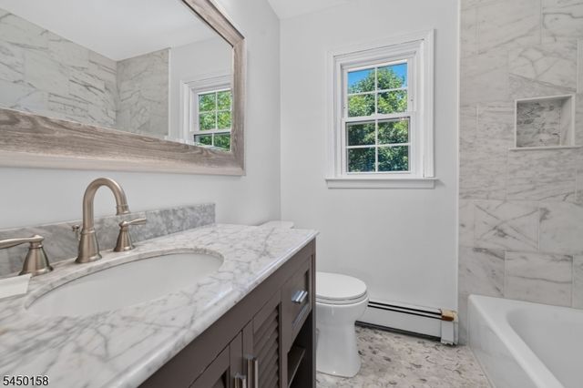 1387 Hamilton St, Franklin Twp., NJ 08873