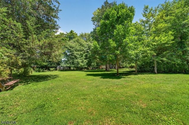 1387 Hamilton St, Franklin Twp., NJ 08873