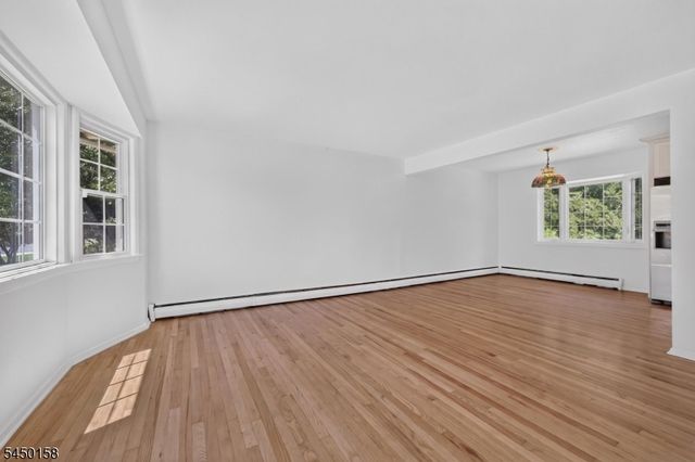 1387 Hamilton St, Franklin Twp., NJ 08873