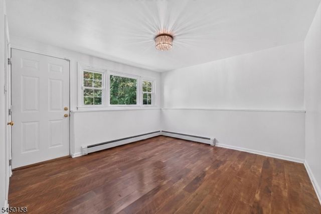 1387 Hamilton St, Franklin Twp., NJ 08873