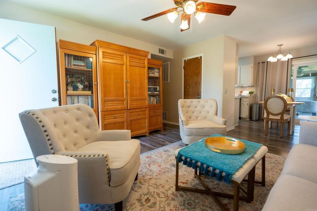 2313 E Smokey Ridge Road, Heber Springs, AR 72543