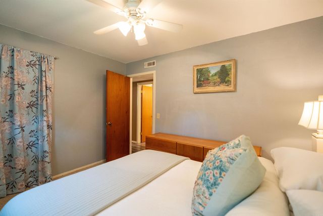 2313 E Smokey Ridge Road, Heber Springs, AR 72543