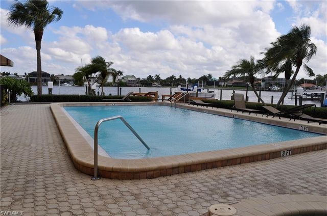 271 Southbay DR 235, Naples, FL 34108