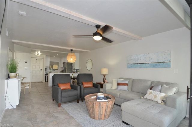 271 Southbay DR 235, Naples, FL 34108