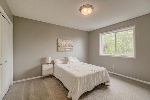 3412 Walden Drive, Woodbury, MN 55129